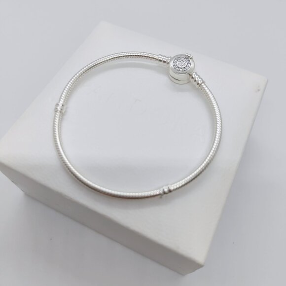 Pandora Moments Sparkling Crown O Snake Chain Bracelet S925 Sliver with box - Picture 8 of 8